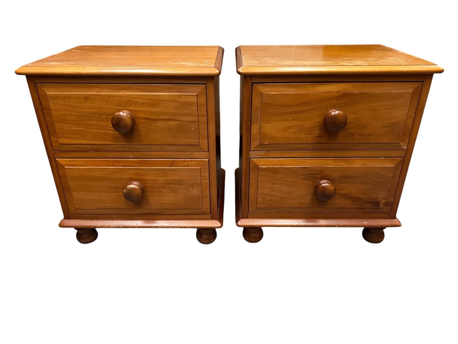 Compact Rimu Bedside Pair