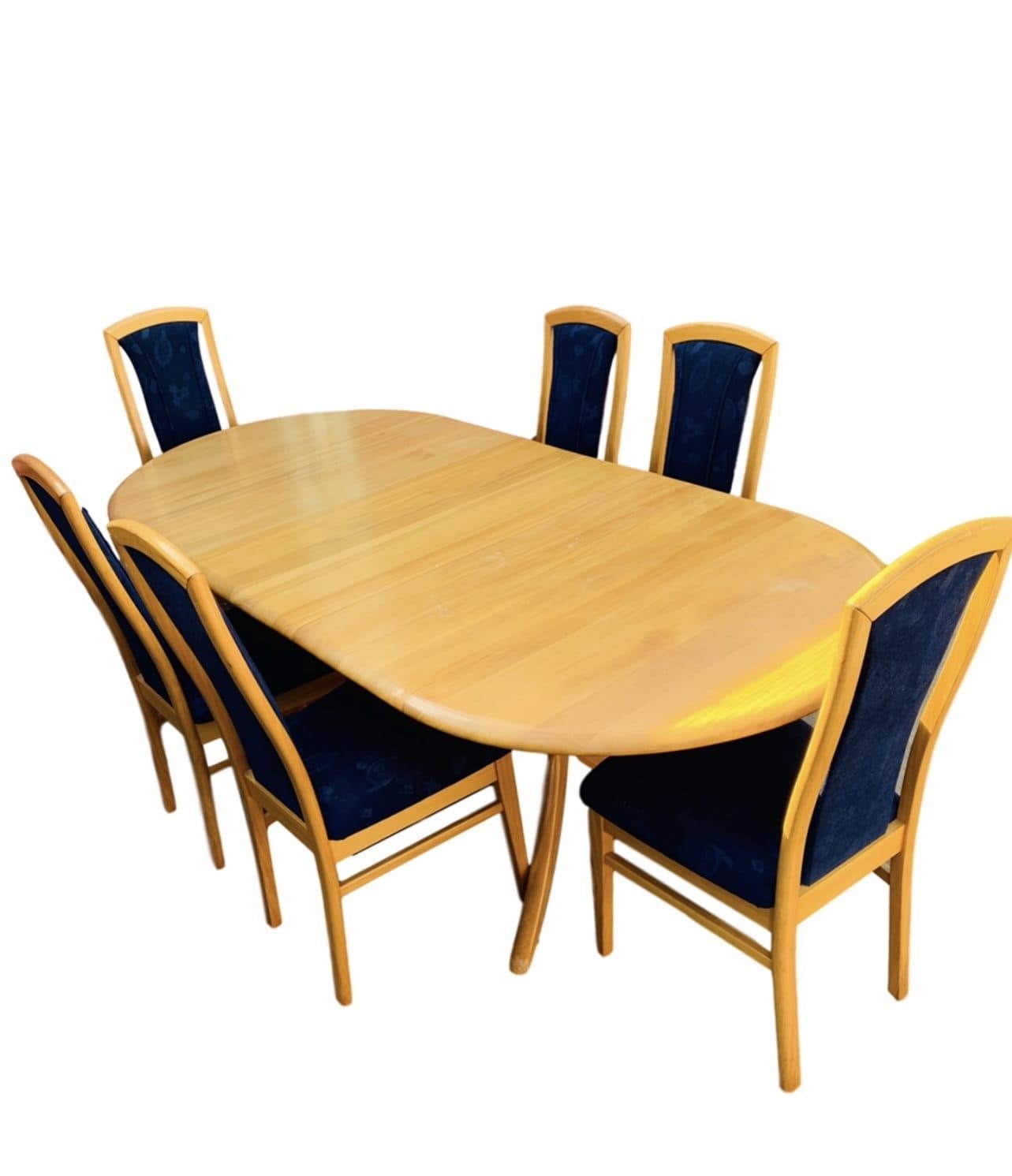 Rimu Oval Extension Dining Suite